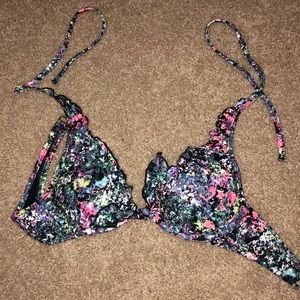 Victoria’s Secret removable pads swim suit